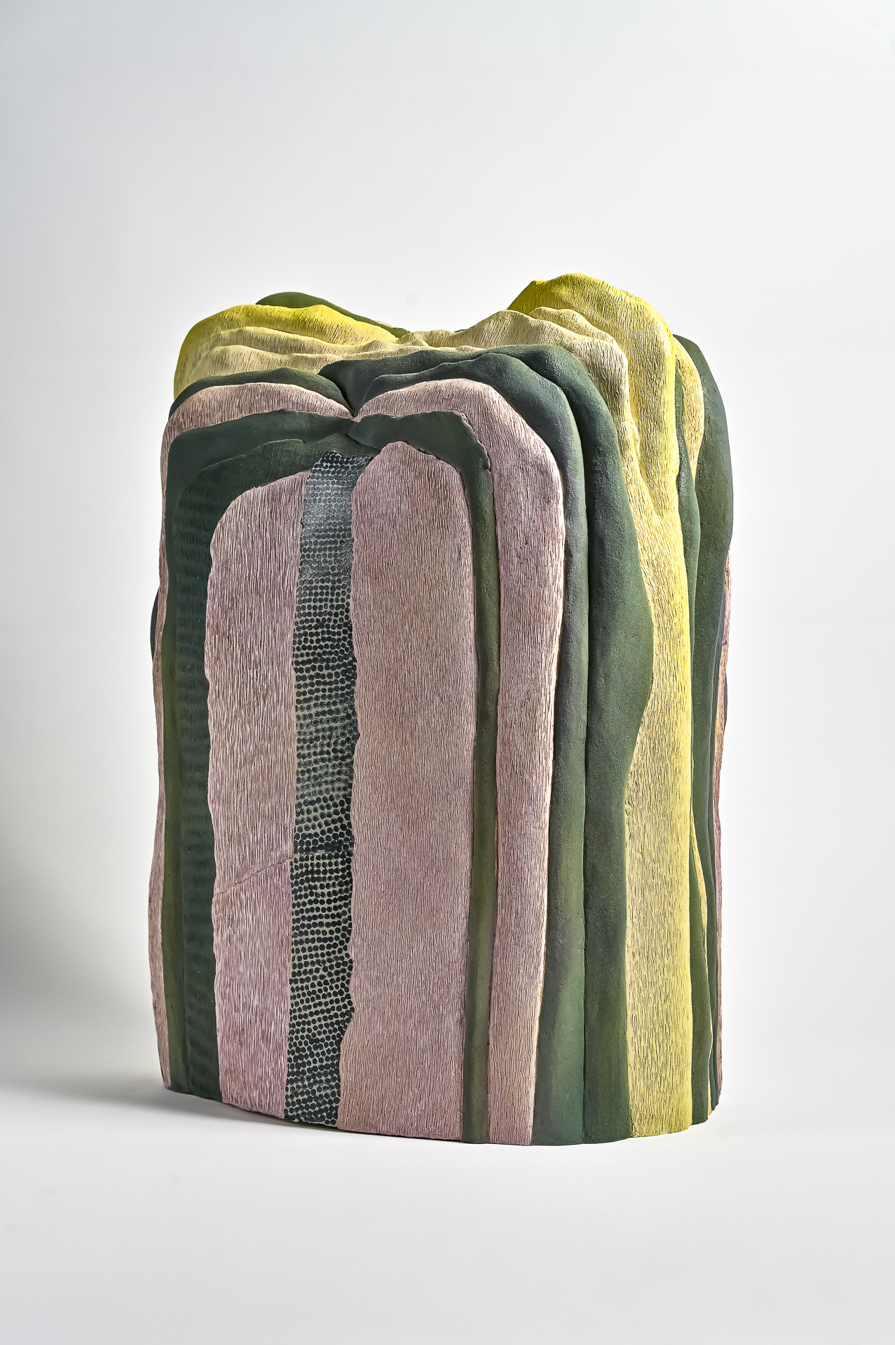 Faux-semblant n°7 - Grès - 29x40x54 cm - 2025 - Photo©Vincent Noclin